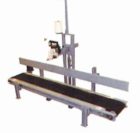 Scale 4 Bag closing conveyor